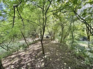 Photo 35- click for photo gallery